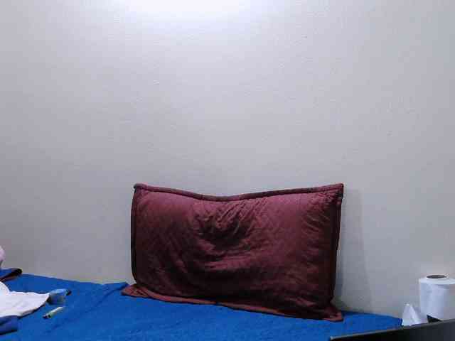 onlyLuxas23 webcam