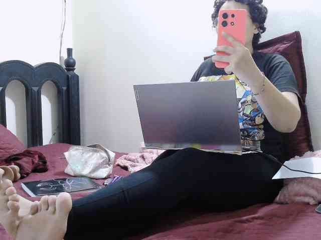 onlyLuxas23 webcam