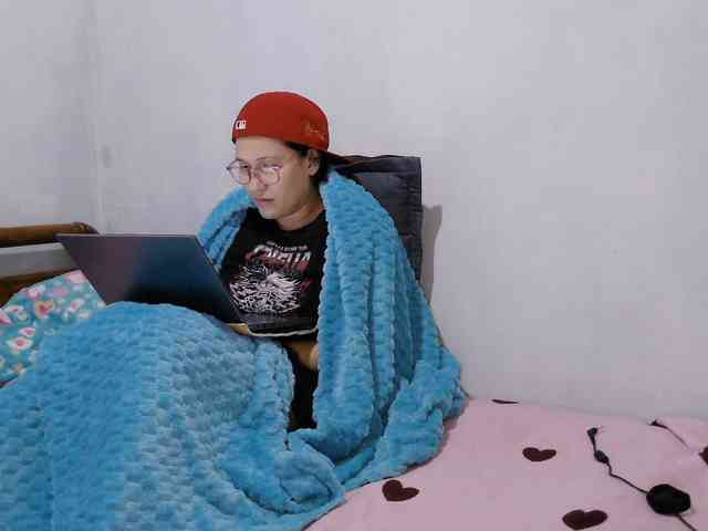 onlyLuxas23 webcam