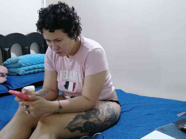 onlyLuxas23 webcam