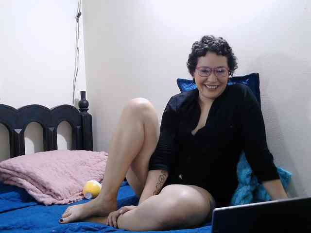 onlyLuxas23 webcam
