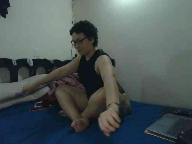 onlyLuxas23 webcam