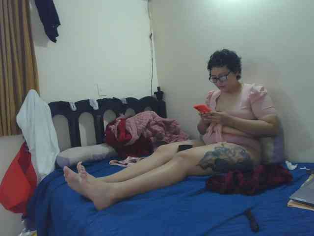 onlyLuxas23 webcam