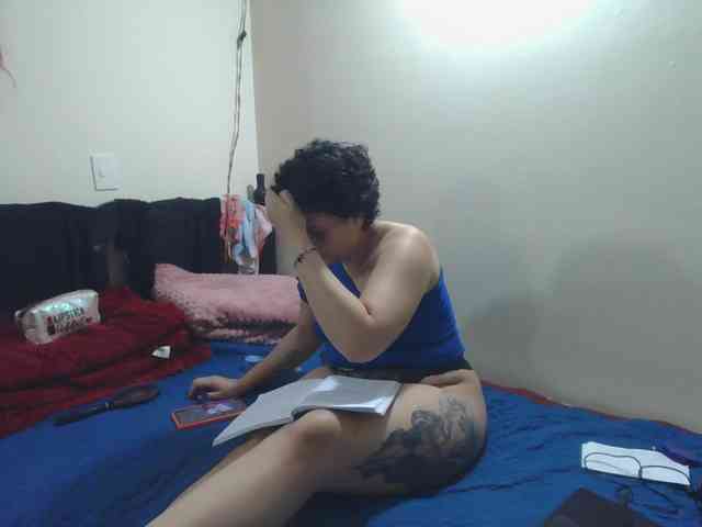 onlyLuxas23 webcam