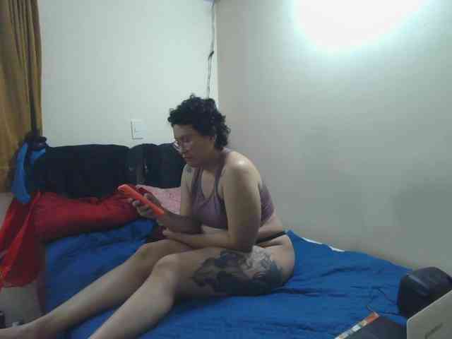 onlyLuxas23 webcam