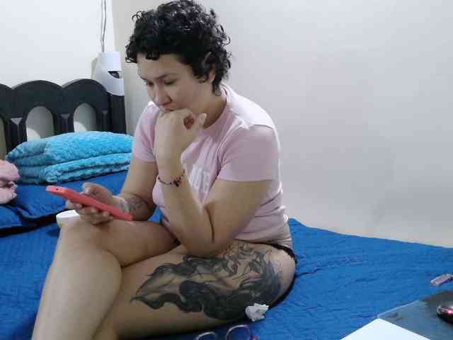 onlyLuxas23 webcam