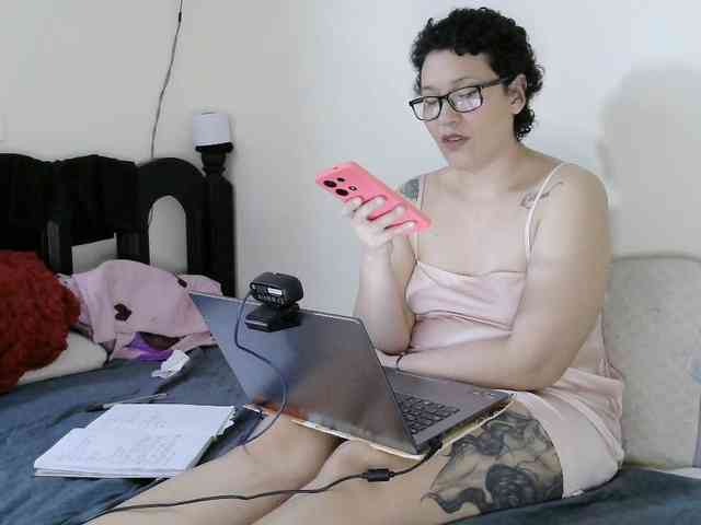 onlyLuxas23 webcam