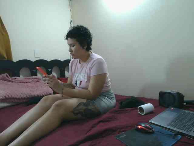 onlyLuxas23 webcam
