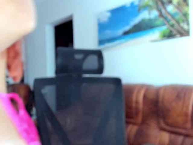 HeavenQueen webcam