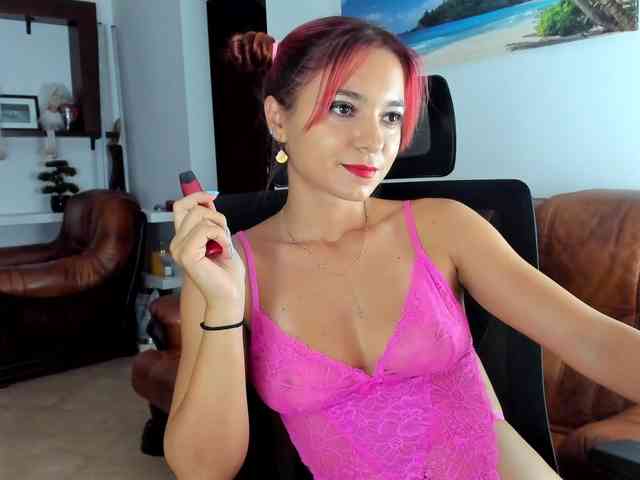 HeavenQueen webcam