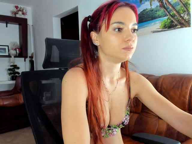 HeavenQueen webcam