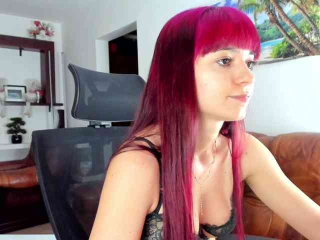 HeavenQueen webcam