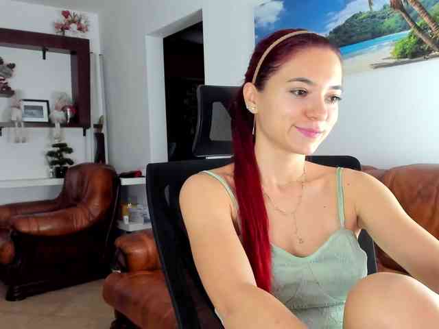 HeavenQueen webcam