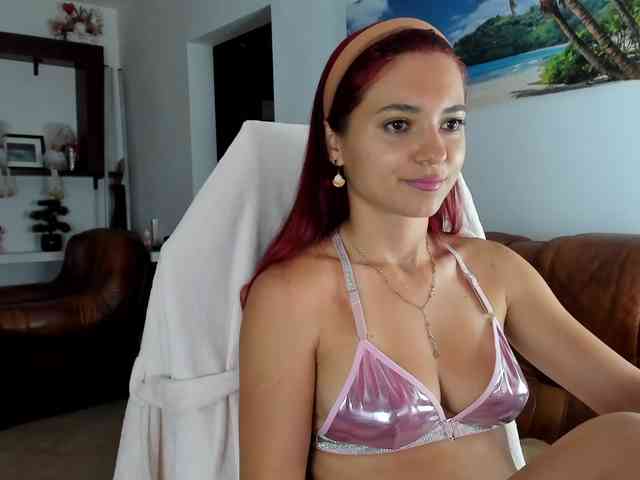 HeavenQueen webcam
