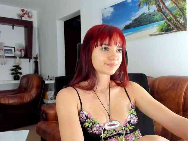 HeavenQueen webcam