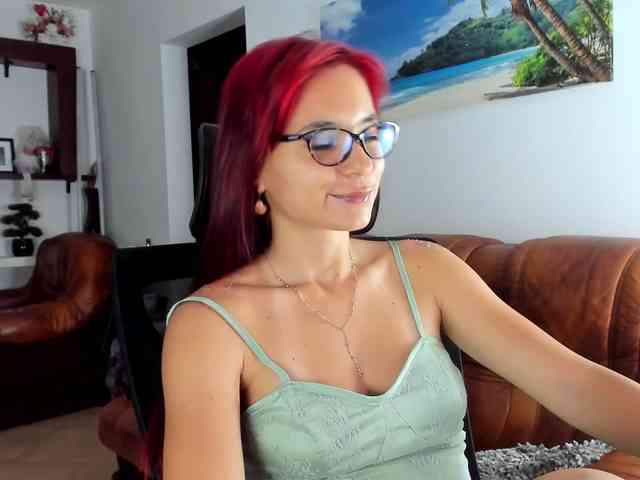 HeavenQueen webcam