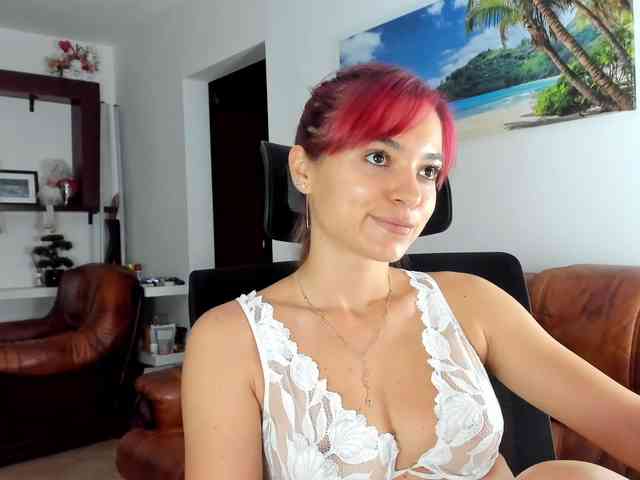 HeavenQueen webcam