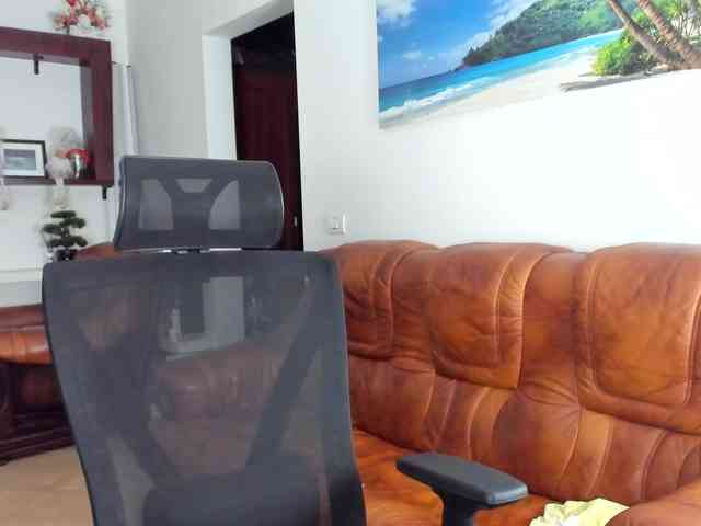 HeavenQueen webcam