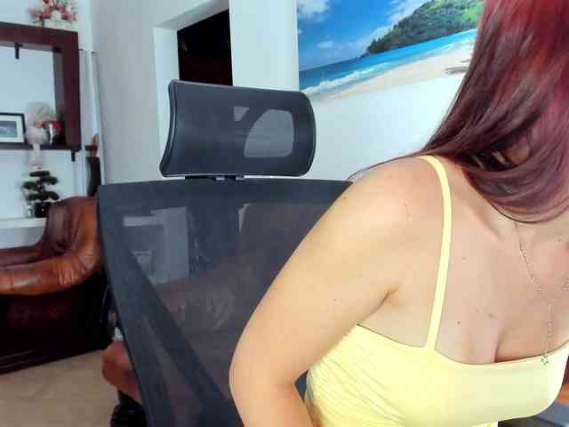 HeavenQueen webcam