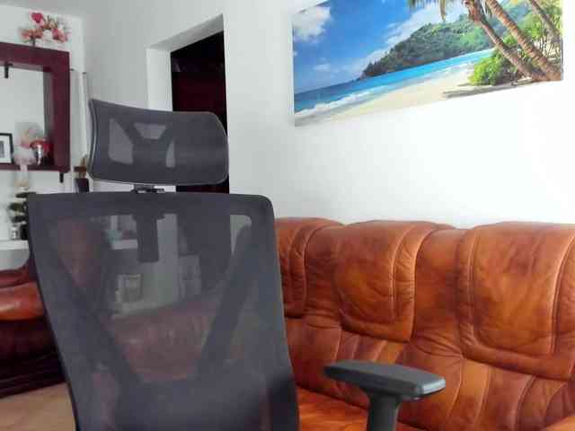 HeavenQueen webcam