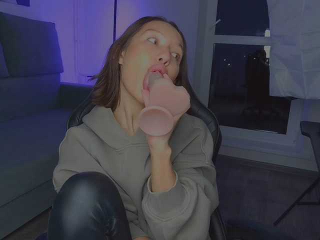 LisaShultz live cam on BongaCams