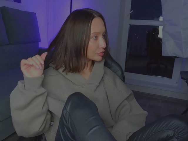 LisaShultz live cam on BongaCams