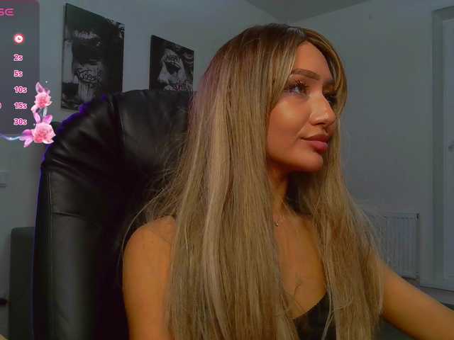 LisaShultz's BongaCams show and profile