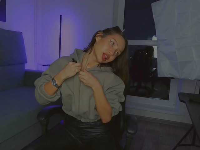 LisaShultz live cam on BongaCams