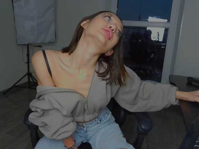 LisaShultz live cam on BongaCams
