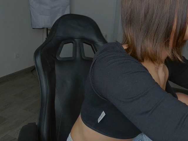 Lisashultz live cam
