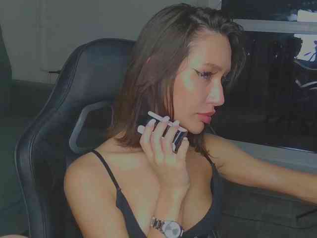 LisaShultz webcam
