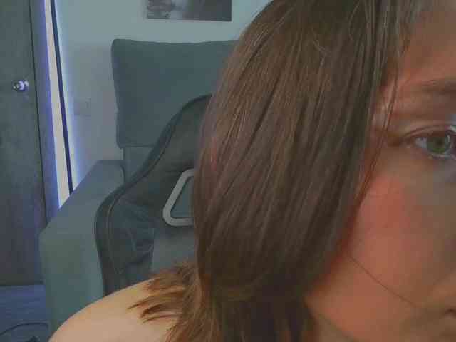 LisaShultz webcam