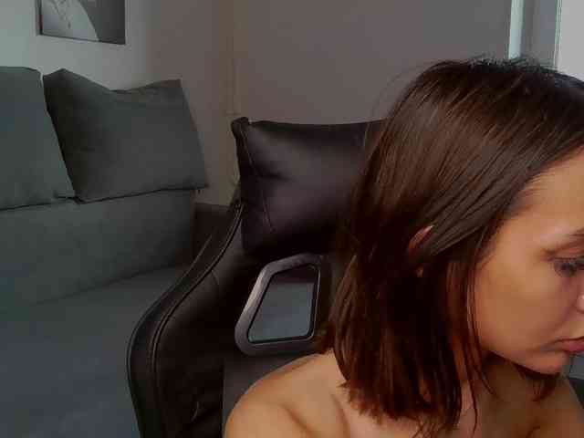 LisaShultz webcam