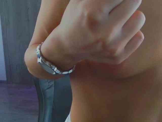 Model: LisaShultz