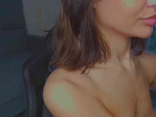 LisaShultz webcam