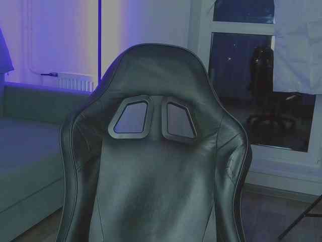 LisaShultz webcam