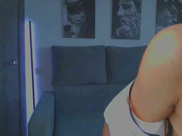 LisaShultz webcam