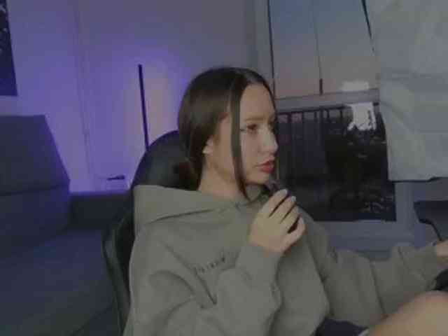 LisaShultz webcam