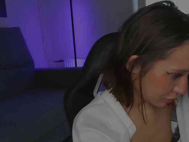 LisaShultz webcam