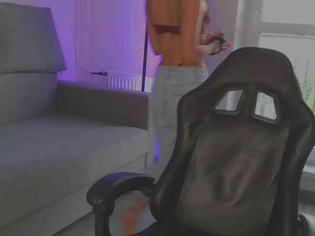 LisaShultz webcam