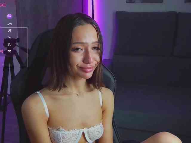 Model ini sedang live sekarang. LisaShultz