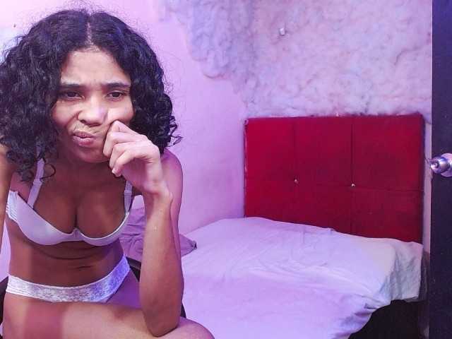 zarinabeautiful live cam on BongaCams
