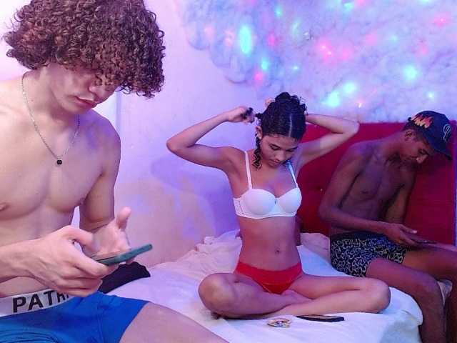 zarinabeautiful live cam on BongaCams