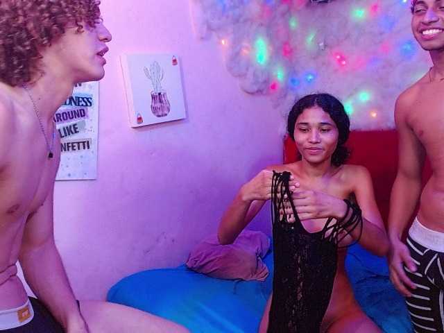 zarinabeautiful live cam on BongaCams