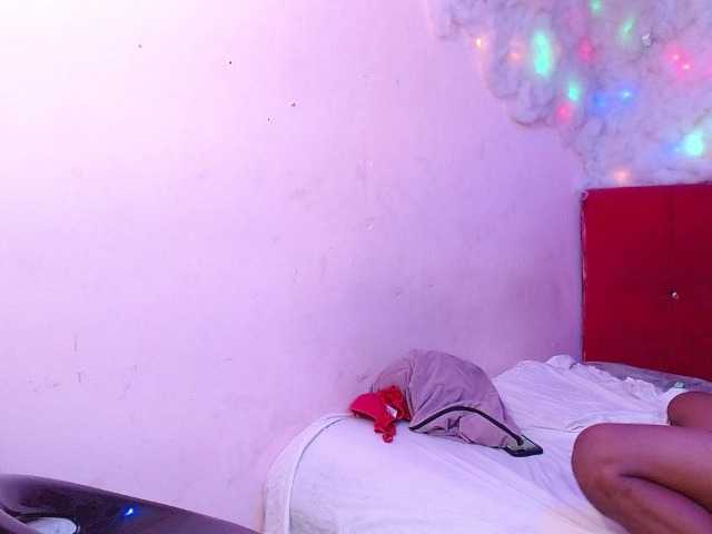 zarinabeautiful live cam on BongaCams