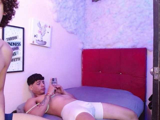 zarinabeautiful's BongaCams show and profile