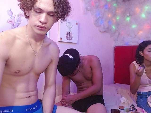 zarinabeautiful live cam on BongaCams