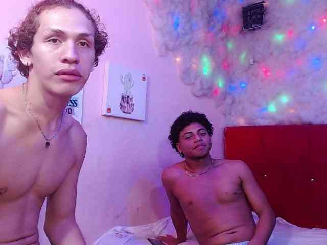 SSEXYYBITCHH webcam