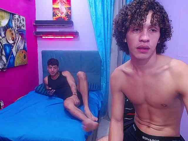 SSEXYYBITCHH webcam