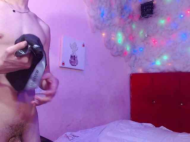 SSEXYYBITCHH webcam
